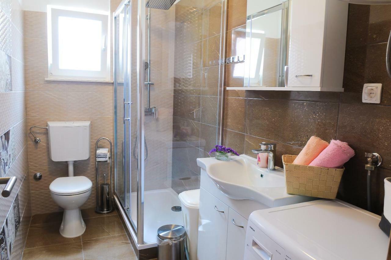 Apartment Petar Kaštela Екстериор снимка