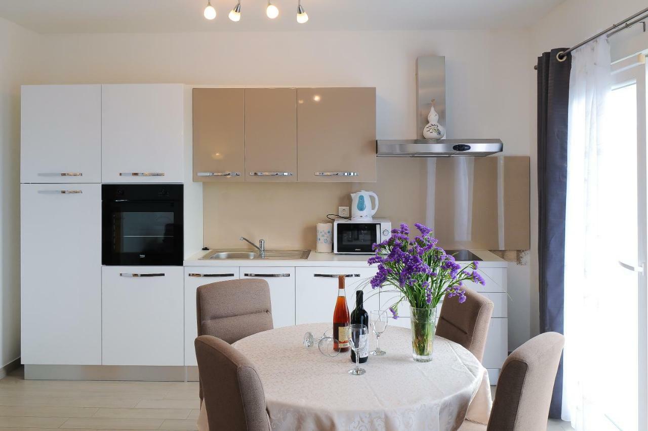 Apartment Petar Kaštela Екстериор снимка
