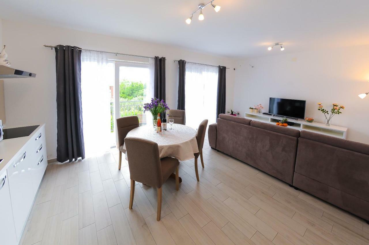 Apartment Petar Kaštela Екстериор снимка